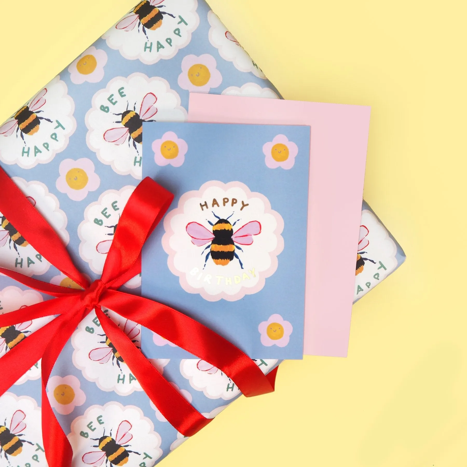 Eleanor Bowmer Bee Print Gift Wrap