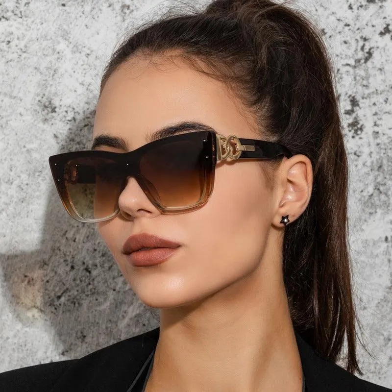 Big Frame Sunglasses with Cat Eye Rice Nail Design