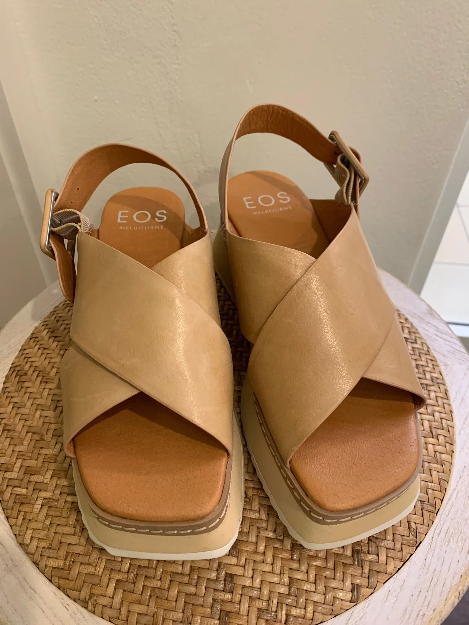 Platform Sandal in Tan