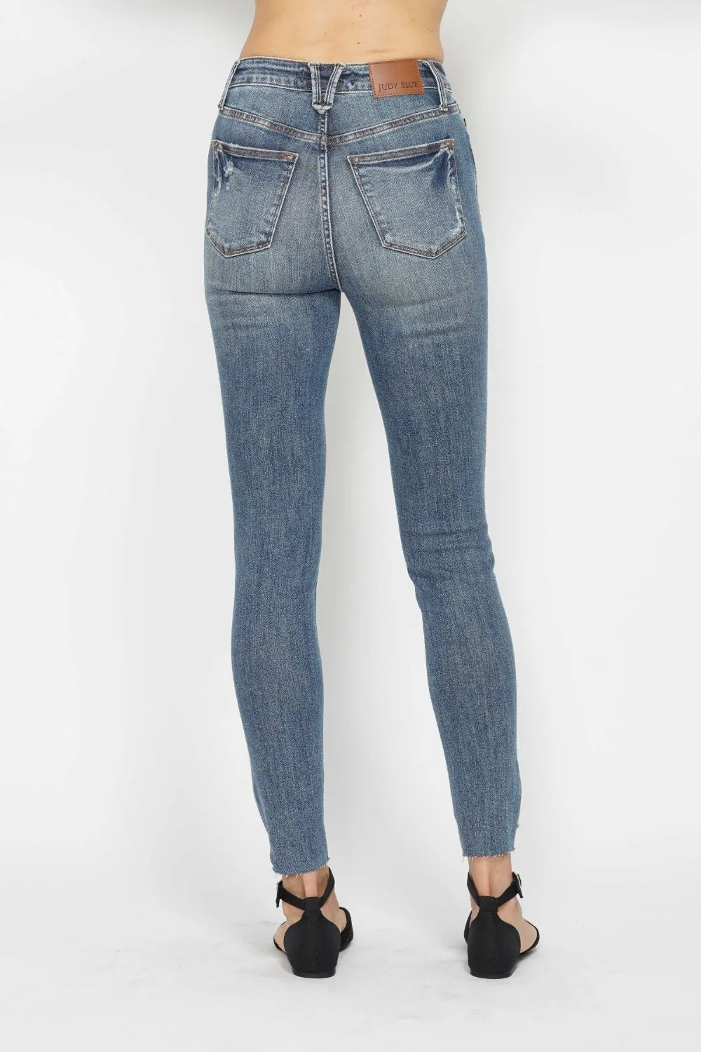 Judy Blue Tummy Control Distressed Skinny Jeans