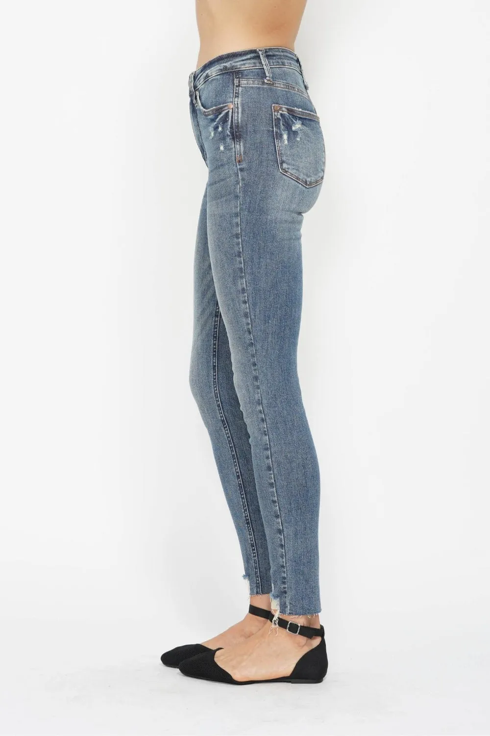 Judy Blue Tummy Control Distressed Skinny Jeans