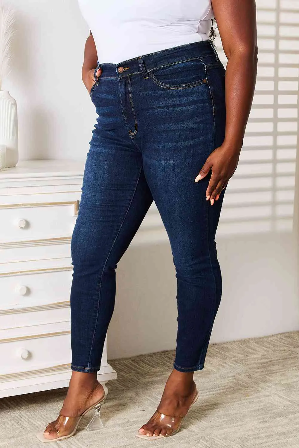 Judy Blue Full Size Skinny Jeans Pockets