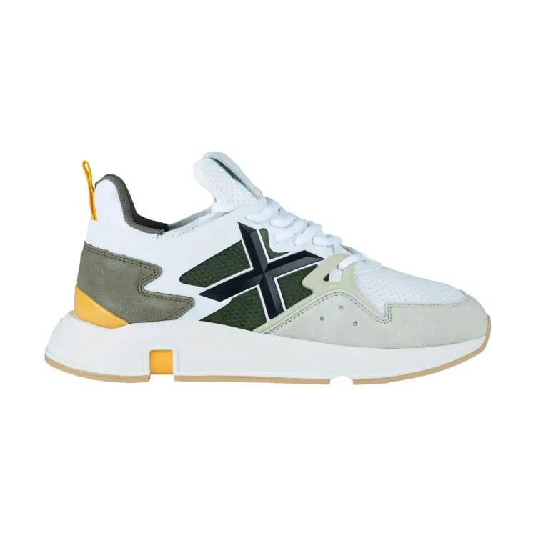 Stylish MUNICH Clik 63 Sneakers in Suede and Mesh